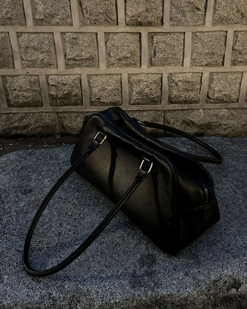 Black shoulder bag